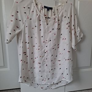WHITE BLOUSE-NEVER WORN